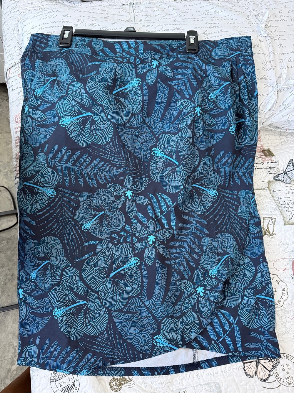 Ripskirt Hawaii Navy with Teal Wave-Print Skirt